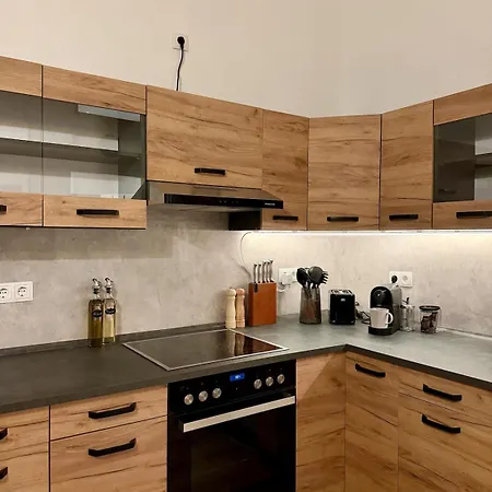 Apartment Gemuetliche 3-zimmer-wohnung Mit Parkplatz *