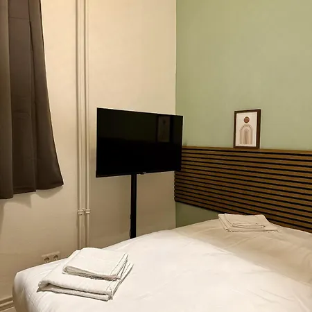 Gemuetliche 3-zimmer-wohnung Mit Parkplatz Apartment *