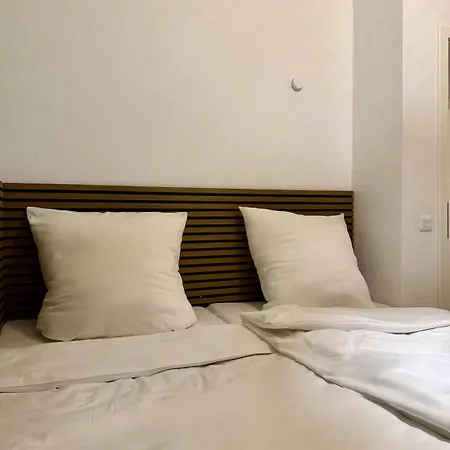 Apartment Gemuetliche 3-zimmer-wohnung Mit Parkplatz *