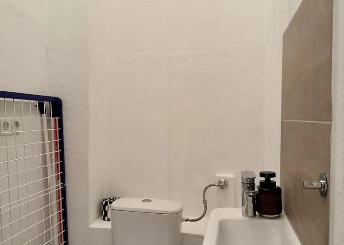 Gemuetliche 3-zimmer-wohnung Mit Parkplatz شقة *